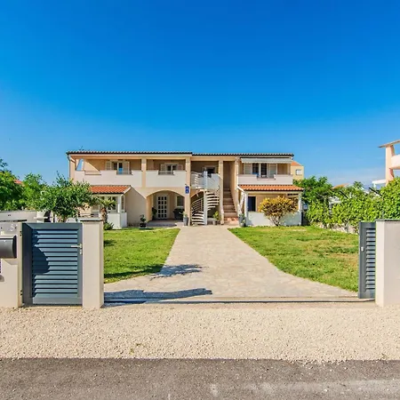 App Juracak Josip 5 By Interhome *