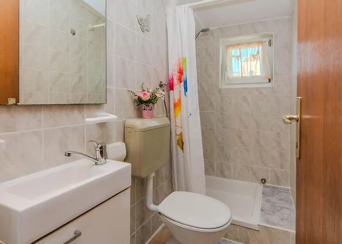 App Juracak Josip 5 By Interhome Nin